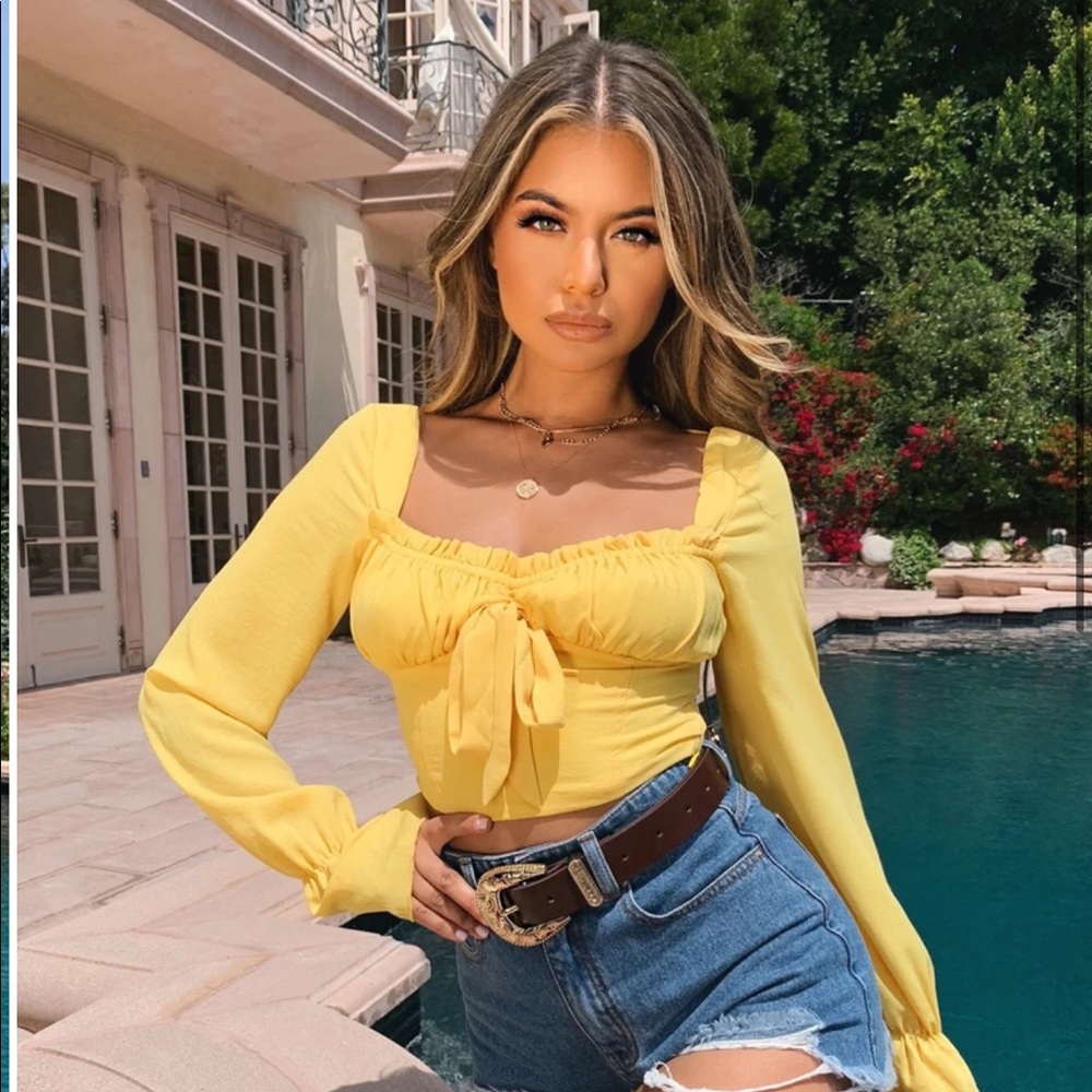 OCHA YELLOW LONG SLEEVE CROP TOP